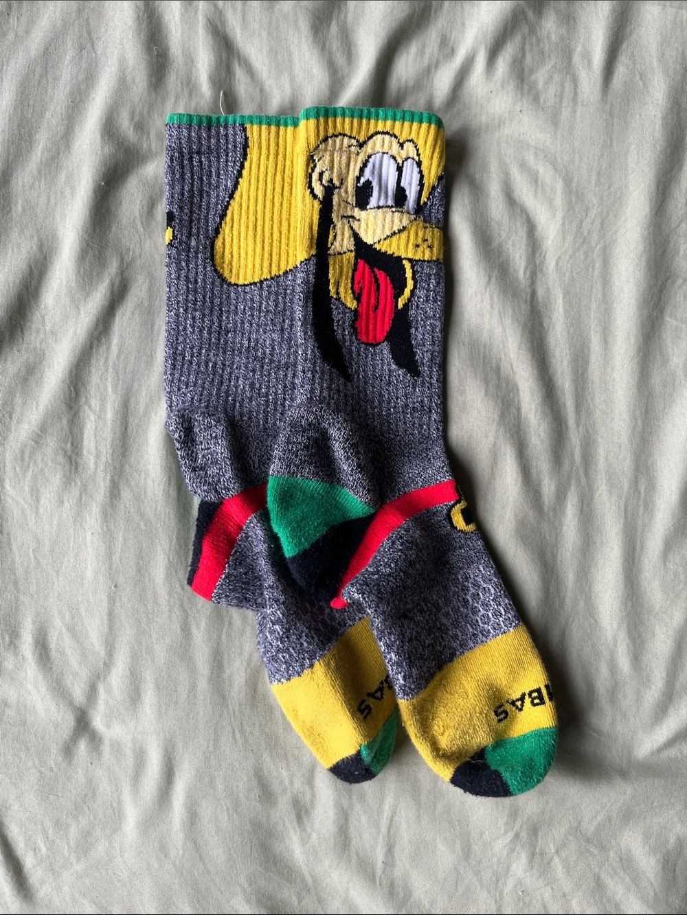 Bombas Bee Better Pluto Disney socks LG